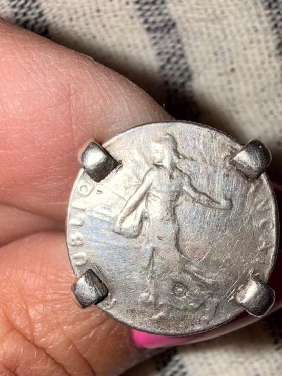 Sold - Picture 4 of 6